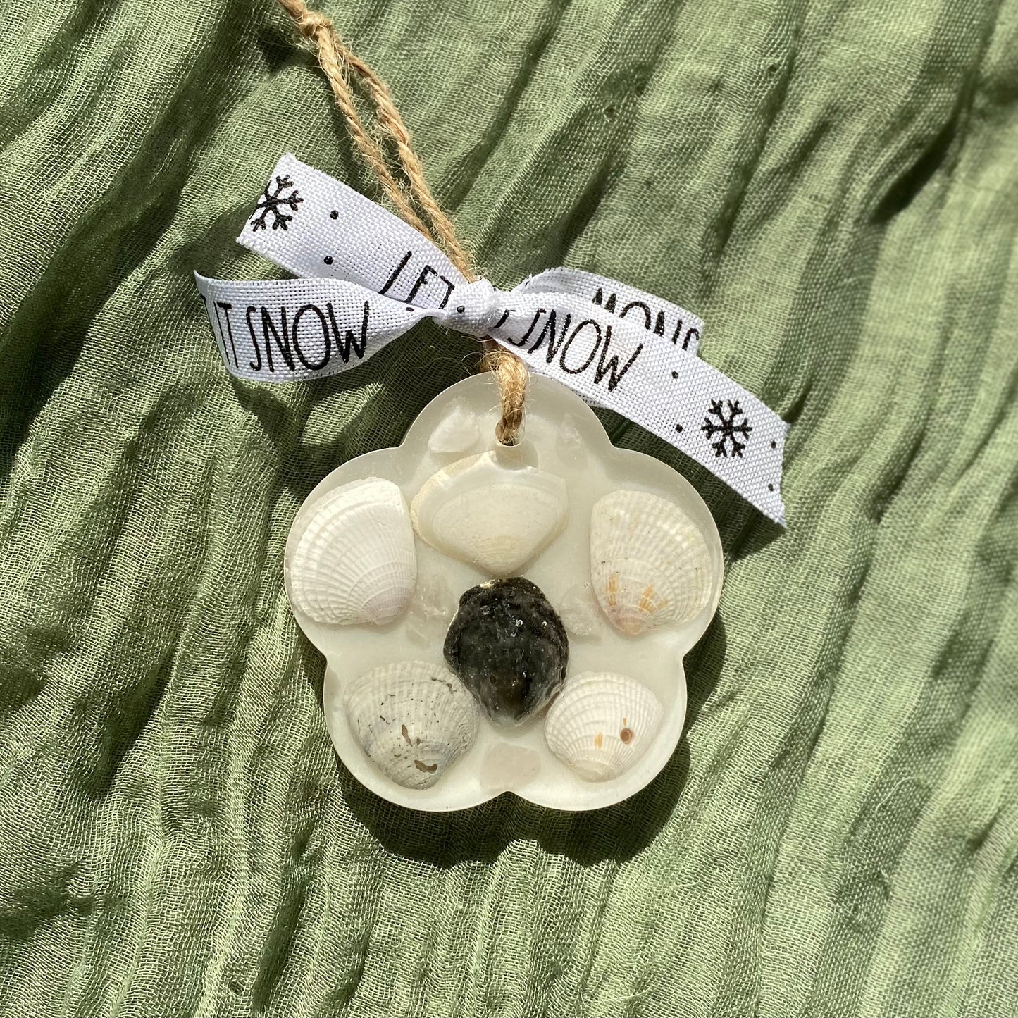 Handmade Resin Christmas Ornament | Black & White Shells