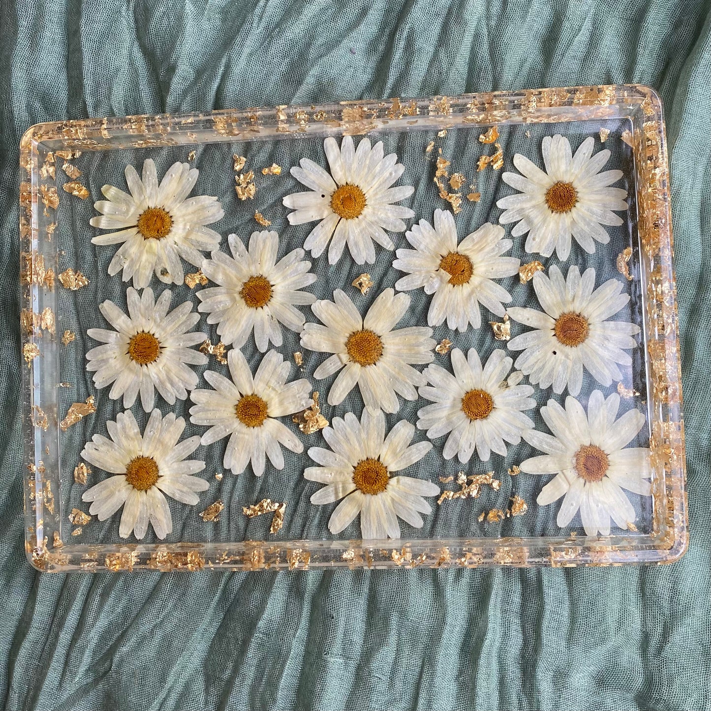 Jumbo Tray | Daisies & Gold Flake